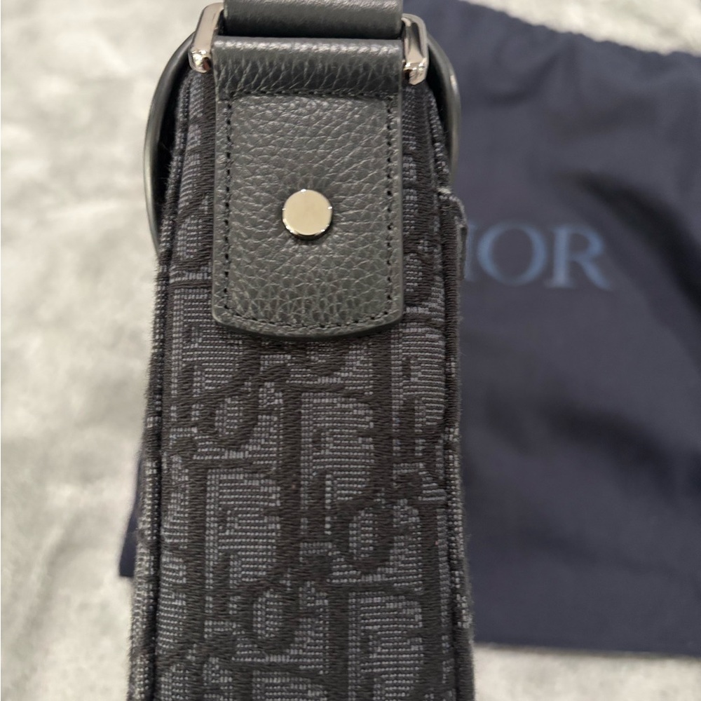 Dior - Picture 4 of 8